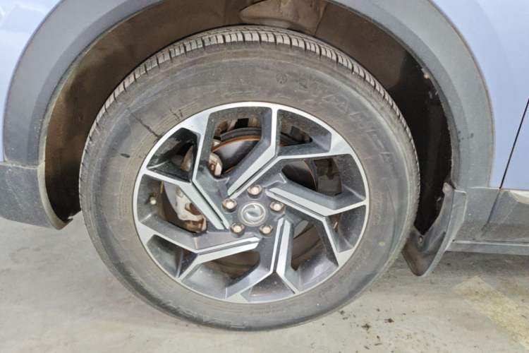 Used Dongfeng Aeolus AX7 2019 1.6T Automatic AI Navigation Model China V Standard Left Front Wheel Hub