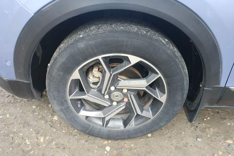 Used Dongfeng Aeolus AX7 2019 1.6T Automatic AI Navigation Model China V Standard Left Front Wheel Hub