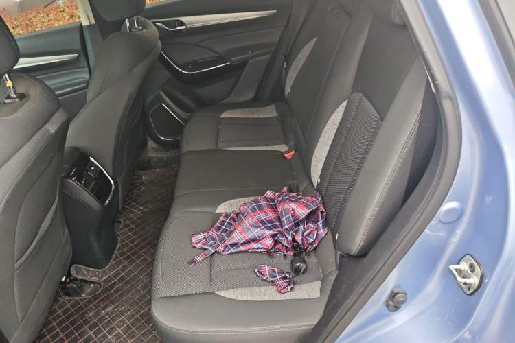 Used Dongfeng Aeolus AX7 2019 1.6T Automatic AI Pioneer Model China V Standard Left Rear Seat