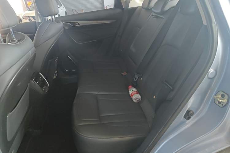 Used Dongfeng Aeolus AX7 2019 1.6T Automatic AI Navigation Model China V Standard Left Rear Seat
