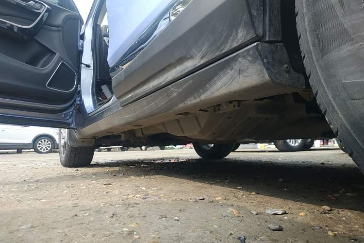 Used Dongfeng Aeolus AX7 2019 1.6T Automatic AI Navigation Model China V Standard Left Side Sill