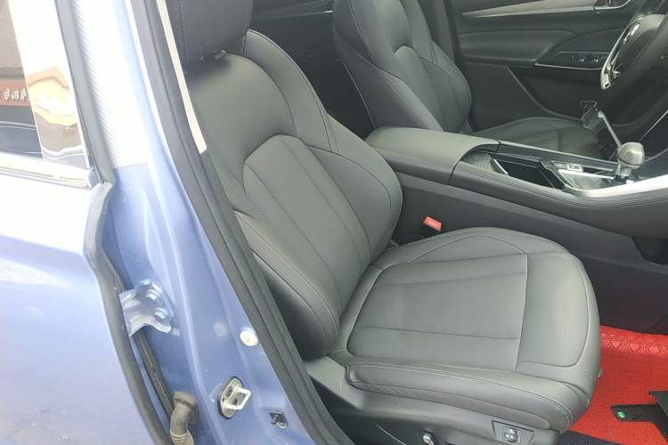 Used Dongfeng Aeolus AX7 2019 1.6T Automatic AI Navigation Model China V Standard Right Front Seat