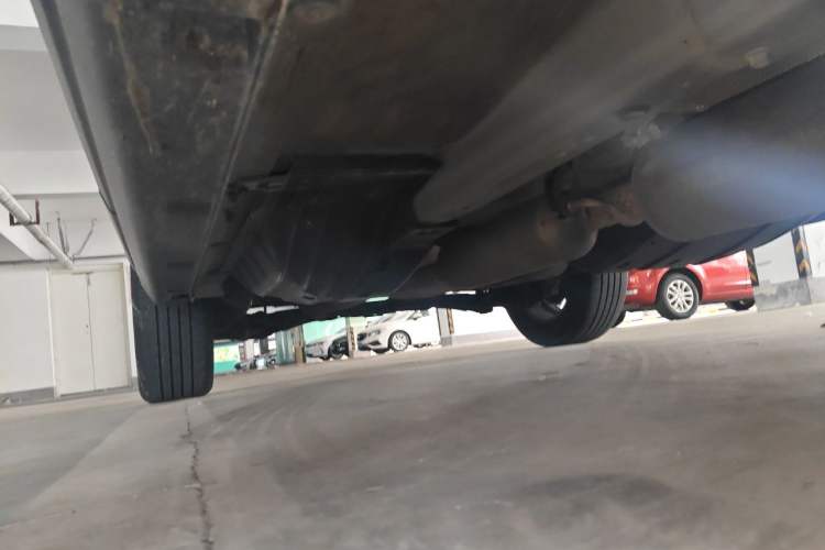 Used Dongfeng Aeolus AX7 2019 1.6T Automatic AI Navigation Model China V Standard Chassis Front Right