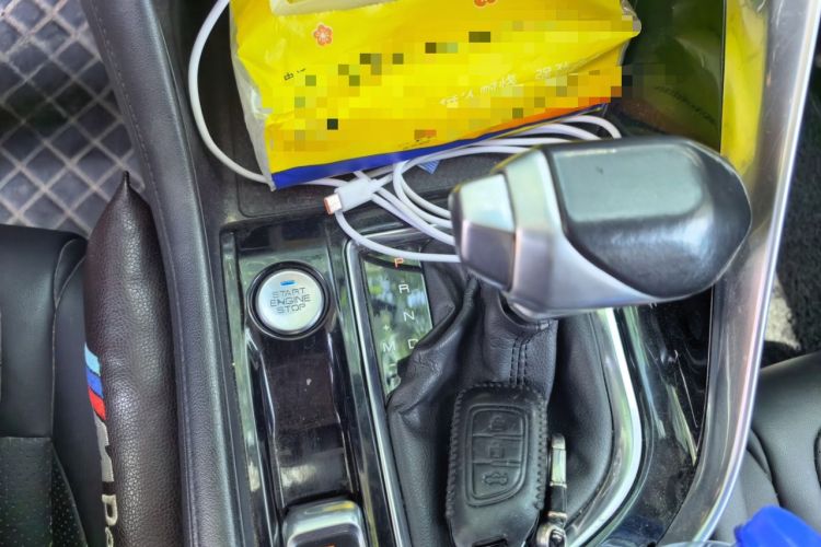Used Dongfeng Aeolus AX7 2019 1.6T Automatic AI Navigation Model China V Standard Gear Lever