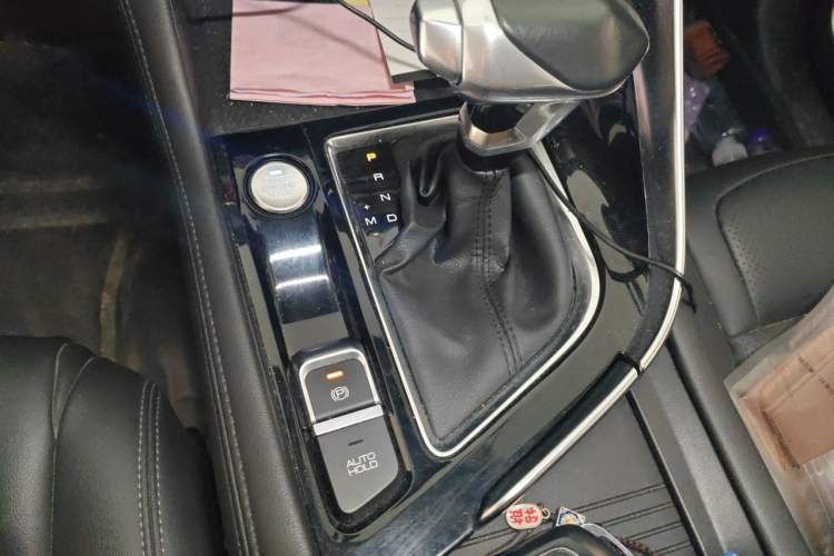 Used Dongfeng Aeolus AX7 2019 1.6T Automatic AI Navigation Model China V Standard Gear Lever