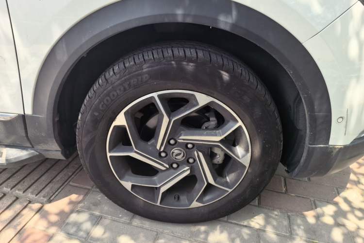 Used Dongfeng Aeolus AX7 2019 1.6T Automatic AI Navigation Model China V Standard Right Front Wheel Hub