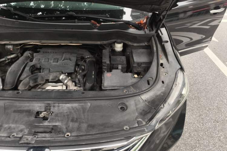Used Dongfeng Aeolus AX7 2019 1.6T Automatic AI Pioneer Model China V Standard Engine Bay Left