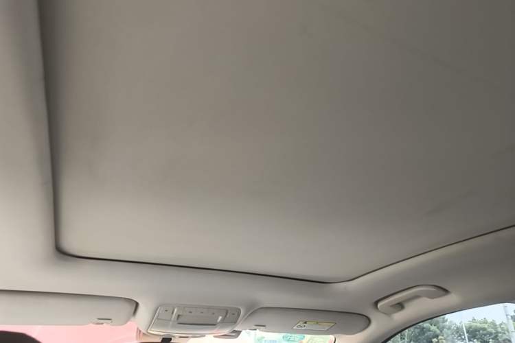 Used Dongfeng Aeolus AX7 2019 1.6T Automatic AI Navigation Model China V Standard Headliner