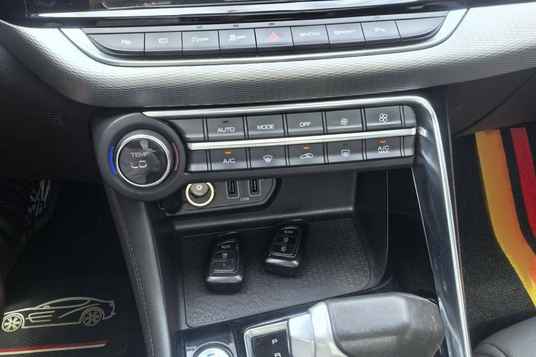 Used Dongfeng Aeolus AX7 2019 1.6T Automatic AI Navigation Model China V Standard Interior 13