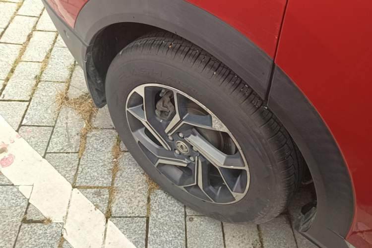Used Dongfeng Aeolus AX7 2019 1.6T Automatic AI Navigation Model China V Standard Right Rear Wheel Hub