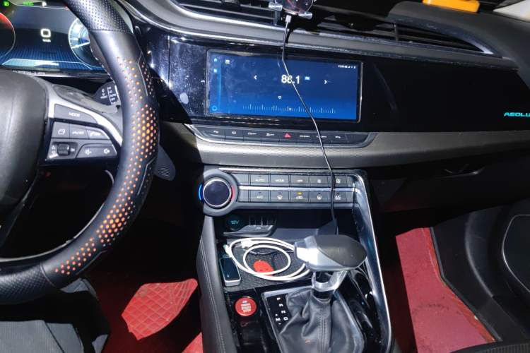 Used Dongfeng Aeolus AX7 2019 1.6T Automatic AI Navigation Model China V Standard Audio And AC Panel