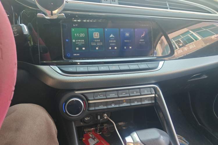 Used Dongfeng Aeolus AX7 2019 1.6T Automatic AI Navigation Model China V Standard Audio And AC Panel