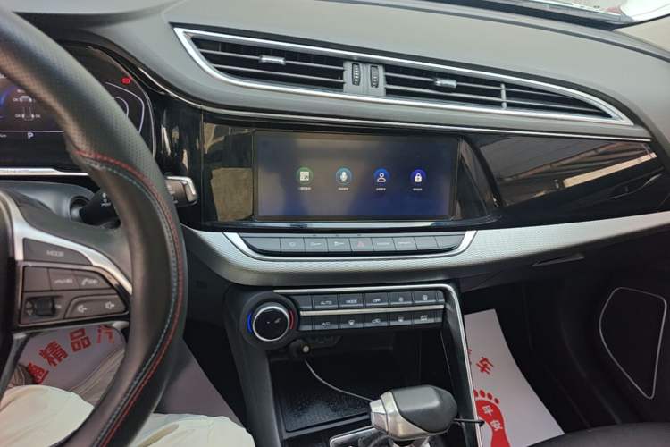 Used Dongfeng Aeolus AX7 2019 1.6T Automatic AI Pioneer Model China V Standard Audio And AC Panel
