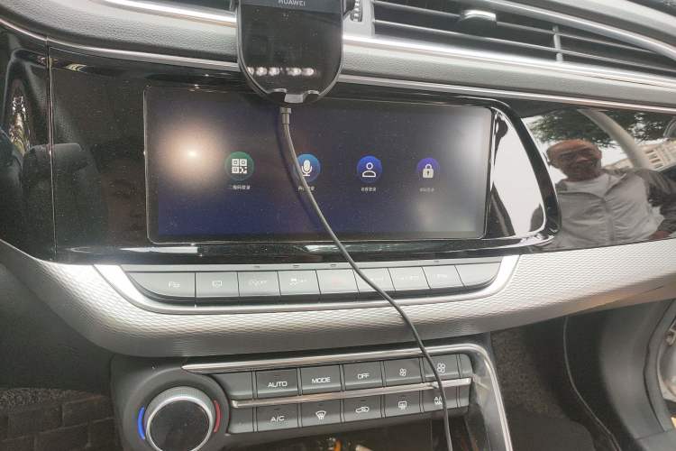 Used Dongfeng Aeolus AX7 2019 1.6T Automatic AI Navigation Model Tax-Reduced Enjoyment Version China V Standard Audio And AC Panel