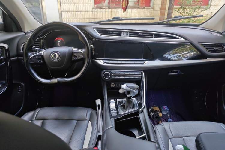 Used Dongfeng Aeolus AX7 2019 1.6T Automatic AI Navigation Model China V Standard Center Console