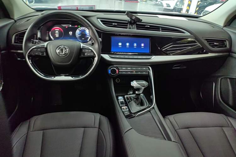 Used Dongfeng Aeolus AX7 2019 1.6T Automatic AI Navigation Model China V Standard Center Console