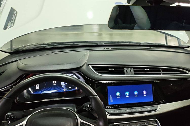 Used Dongfeng Aeolus AX7 2019 1.6T Automatic AI Navigation Model China V Standard Center Console