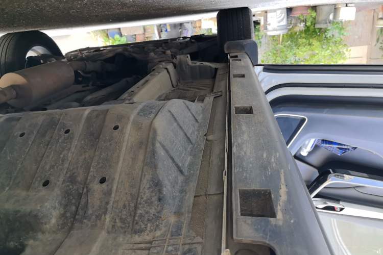 Used Dongfeng Aeolus AX7 2019 1.6T Automatic AI Pioneer Model China V Standard Chassis Rear Left