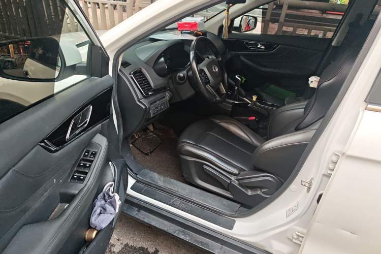 Used Dongfeng Aeolus AX7 2019 Classic 230T Manual Elite Model China V Standard Driver Seat