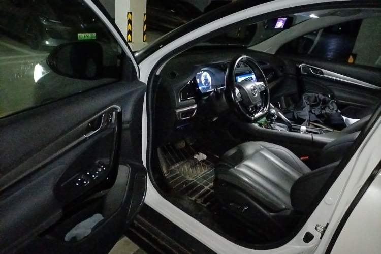 Used Dongfeng Aeolus AX7 2019 1.6T Automatic AI Navigation Model China V Standard Driver Seat
