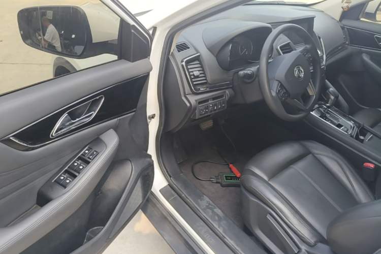 Used Dongfeng Aeolus AX7 2019 Classic 230T Automatic Luxury Top-Selling Model China V Standard Driver Seat