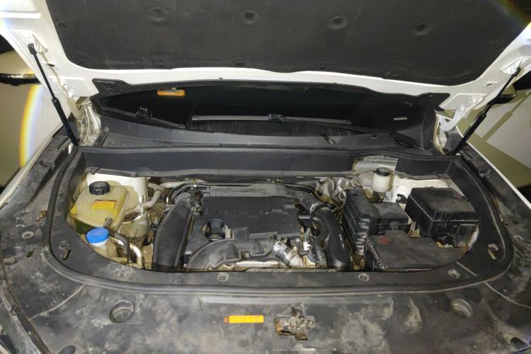 Used Dongfeng Aeolus AX7 2019 1.6T Automatic AI Navigation Model China V Standard Engine Bay