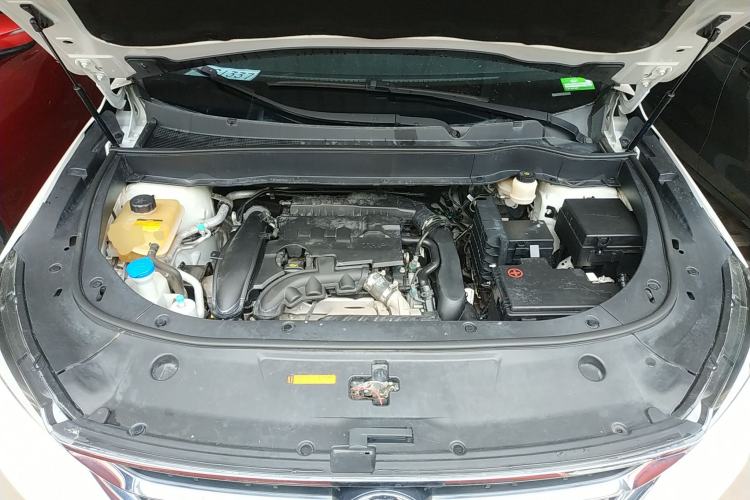 Used Dongfeng Aeolus AX7 2019 1.6T Automatic AI Navigation Model China V Standard Engine Bay