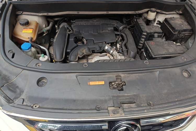 Used Dongfeng Aeolus AX7 2019 1.6T Automatic AI Navigation Model China V Standard Engine Bay