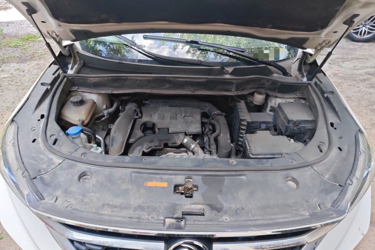 Used Dongfeng Aeolus AX7 2019 1.6T Automatic AI Navigation Model China V Standard Engine Bay