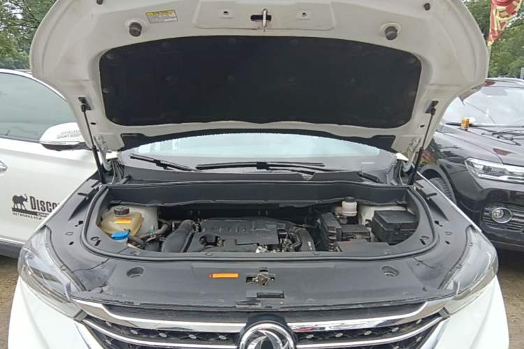 Used Dongfeng Aeolus AX7 2019 1.6T Automatic AI Navigation Model China V Standard Engine Bay