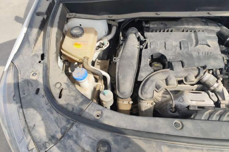 Used Dongfeng Aeolus AX7 2019 1.6T Automatic AI Navigation Model China V Standard Engine Bay Right