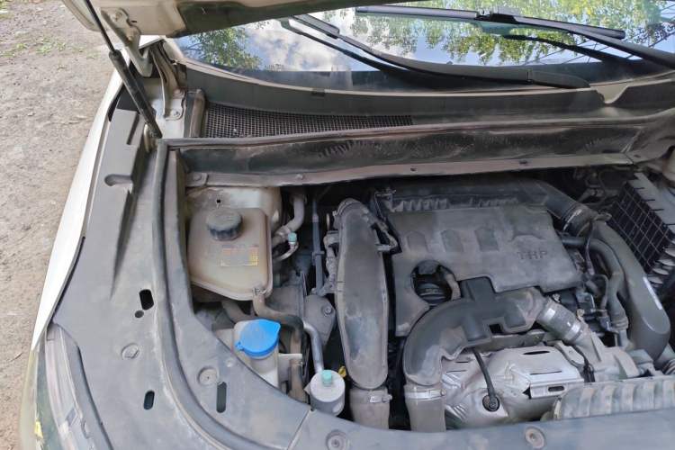 Used Dongfeng Aeolus AX7 2019 1.6T Automatic AI Navigation Model China V Standard Engine Bay Right
