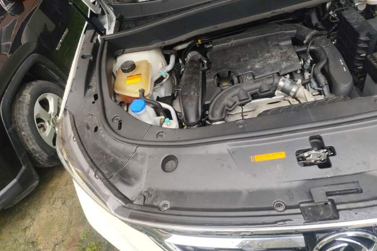 Used Dongfeng Aeolus AX7 2019 1.6T Automatic AI Pioneer Model China V Standard Engine Bay Right