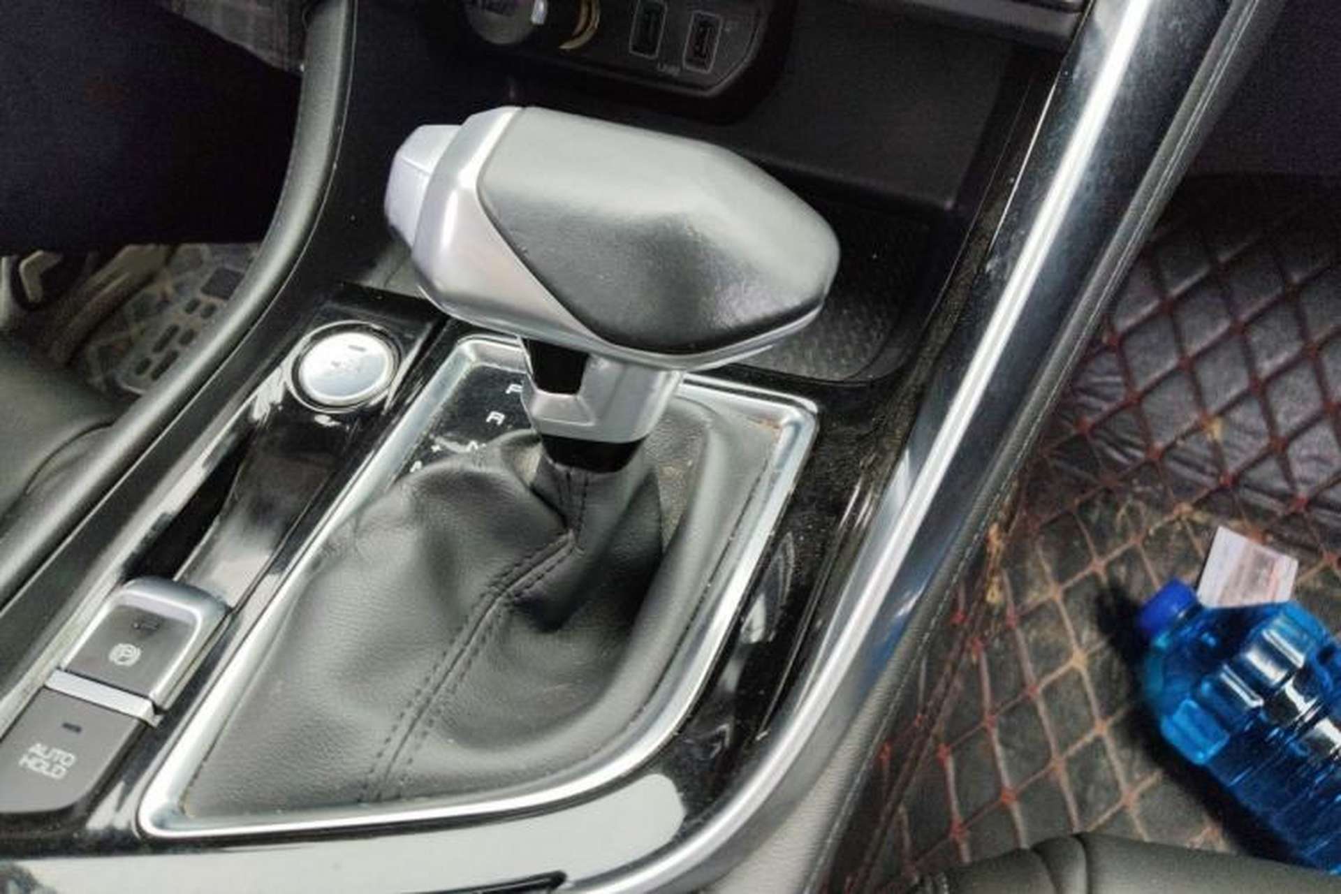 Used Dongfeng Aeolus AX7 2019 1.6T Automatic AI Navigation Model China V Standard Gear Lever