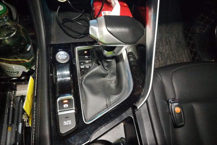 Used Dongfeng Aeolus AX7 2019 1.6T Automatic AI Navigation Model China V Standard Gear Lever