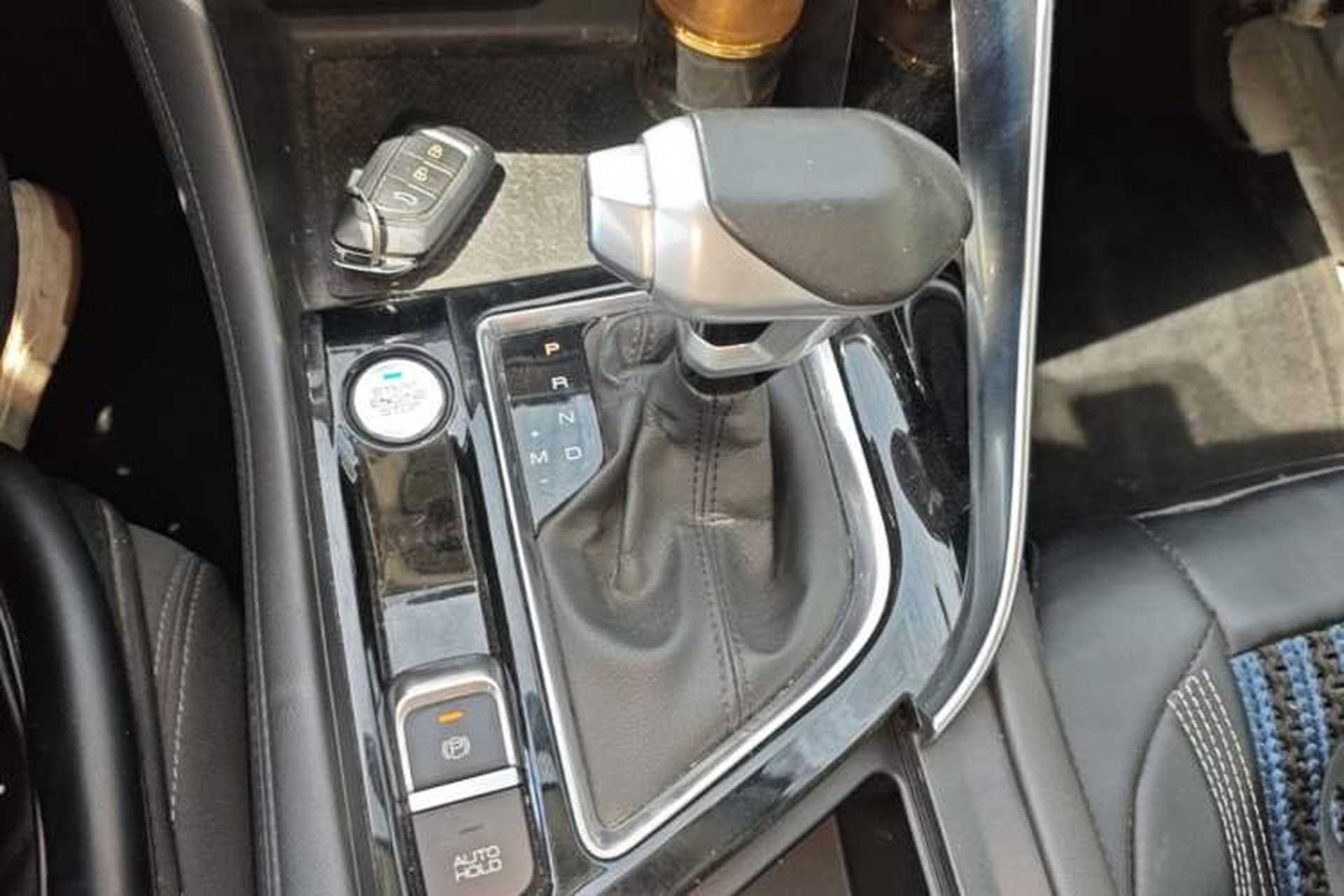 Used Dongfeng Aeolus AX7 2019 1.6T Automatic AI Pioneer Model China V Standard Gear Lever