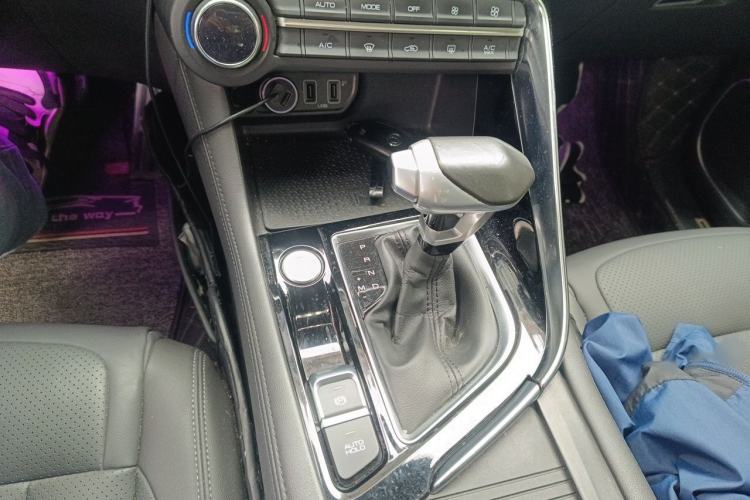 Used Dongfeng Aeolus AX7 2019 1.6T Automatic AI Navigation Model China V Standard Gear Lever