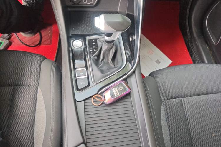 Used Dongfeng Aeolus AX7 2019 1.6T Automatic AI Pioneer Model China V Standard Gear Lever