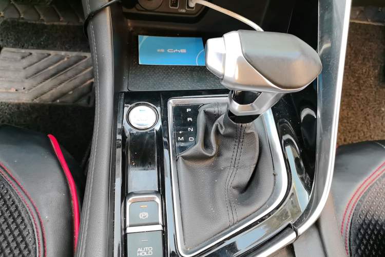 Used Dongfeng Aeolus AX7 2019 1.6T Automatic AI Pioneer Model China V Standard Gear Lever