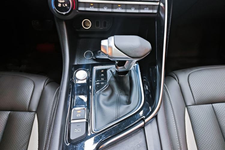Used Dongfeng Aeolus AX7 2019 1.6T Automatic AI Navigation Model Enjoyment Version China VI Standard Gear Lever