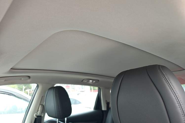 Used Dongfeng Aeolus AX7 2019 1.6T Automatic AI Navigation Model China V Standard Headliner