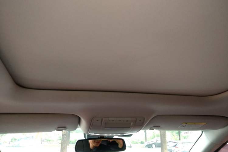 Used Dongfeng Aeolus AX7 2019 1.6T Automatic AI Navigation Model China V Standard Headliner
