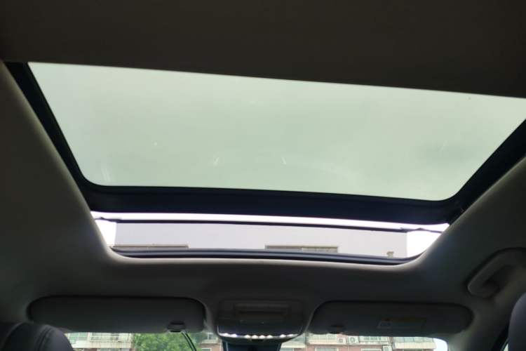 Used Dongfeng Aeolus AX7 2019 1.6T Automatic AI Navigation Model China V Standard Headliner