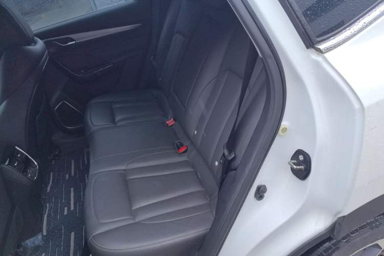 Used Dongfeng Aeolus AX7 2019 1.6T Automatic AI Navigation Model China V Standard Interior 1