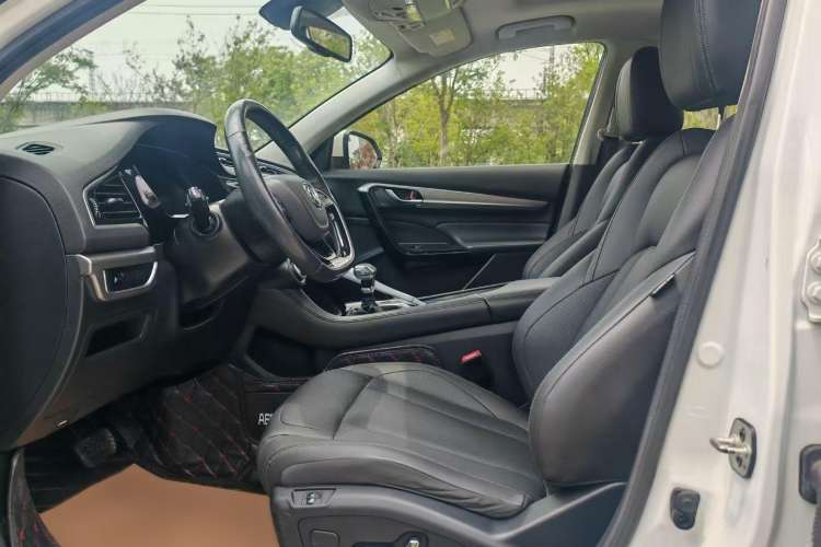 Used Dongfeng Aeolus AX7 2019 1.6T Automatic AI Navigation Model China V Standard Interior 2