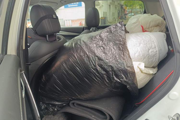 Used Dongfeng Aeolus AX7 2019 1.6T Automatic AI Navigation Model China V Standard Interior 4