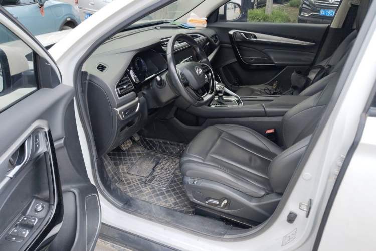 Used Dongfeng Aeolus AX7 2019 1.6T Automatic AI Navigation Model China V Standard Left Front Seat