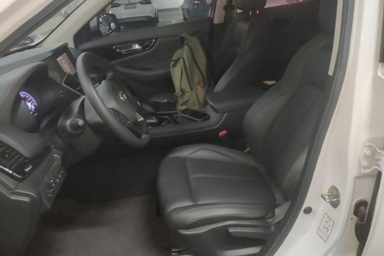 Used Dongfeng Aeolus AX7 2019 Classic 230T Automatic Luxury Top-Selling Model China V Standard Left Front Seat