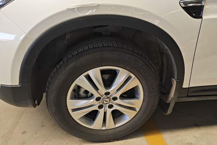 Used Dongfeng Aeolus AX7 2019 Classic 230T Manual Elite Model China VI Standard Left Front Wheel Hub