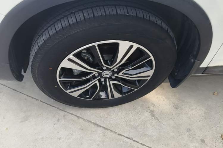 Used Dongfeng Aeolus AX7 2019 Classic 230T Automatic Luxury Top-Selling Model China V Standard Left Front Wheel Hub